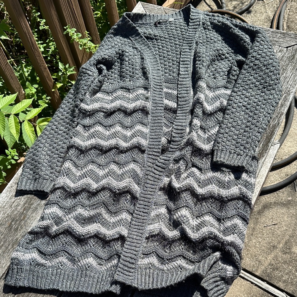 Dex Dark Gray and Light Gray Zigzag Cardigan